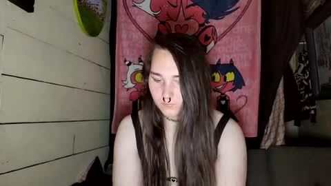 nonbinarybeauty20 online show from 06-30-26, 11:50