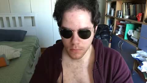 Snapshot of nongay379444 chatting on 01-05-25, 07:28 nongay379444 online show from 01-05-25, 07:28