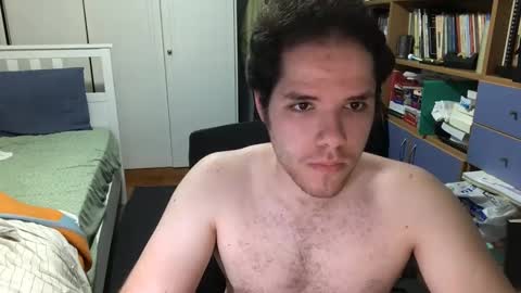 Snapshot of nongay379444 chatting on 01-06-25, 09:11 nongay379444 online show from 01-06-25, 09:11