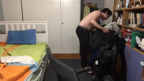 Snapshot of nongay379444 chatting on 01-10-25, 10:46 nongay379444 online show from 01-10-25, 10:46