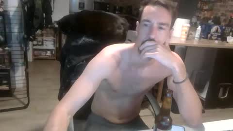 Snapshot of nonnyme chatting on 10-19-25, 08:09 Isaac online show from 10-19-25, 08:09