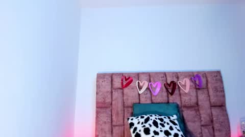 Nora Da Silva online show from 06-23-26, 04:21