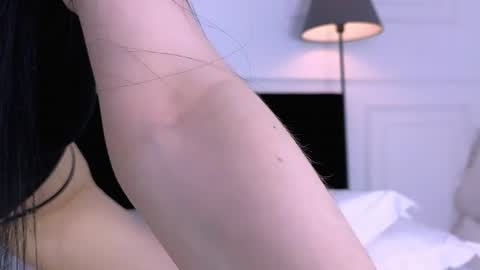 noraaddams online show from 06-22-26, 03:47