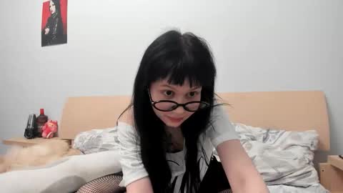nora  online show from 10-03-25, 09:45