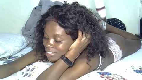 Snapshot of norah_pure chatting on 12-23-24, 05:32 norah_pure online show from 12-23-24, 05:32