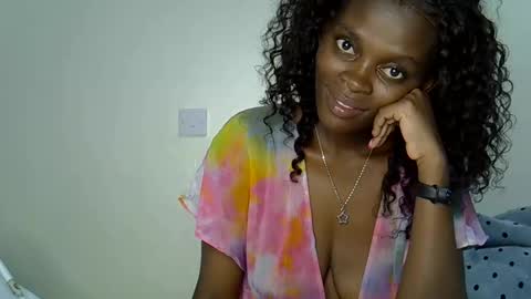 Snapshot of norah_pure chatting on 12-26-24, 12:25 norah_pure online show from 12-26-24, 12:25