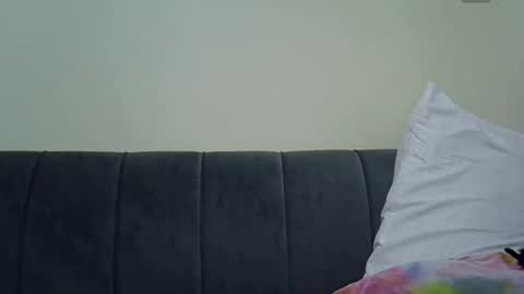 Snapshot of norah_pure chatting on 01-09-25, 04:19 norah_pure online show from 01-09-25, 04:19