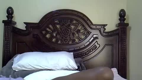 Snapshot of norah_pure chatting on 10-12-25, 09:03 norah_pure online show from 10-12-25, 09:03