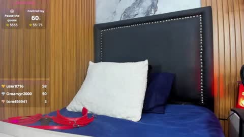 noraloux1 online show from 06-11-26, 12:32