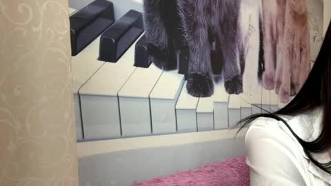 Nora online show from 02-02-26, 07:18