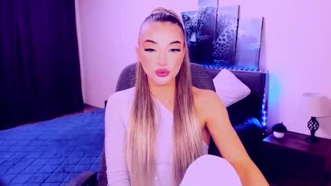 NoraSun online show from 11-09-25, 08:29