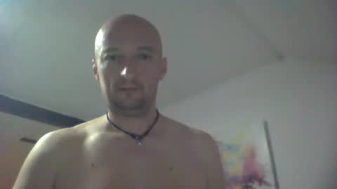 Snapshot of nordicrunner76 chatting on 05-18-26, 10:04 nordicrunner76 online show from 05-18-26, 10:04