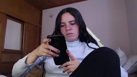 noreen_ online show from 03-10-26, 08:14