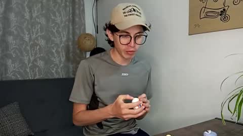 Snapshot of norehg__ chatting on 10-23-25, 12:10 Norehg online show from 10-23-25, 12:10