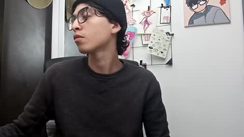 Snapshot of norehg__ chatting on 10-28-25, 09:17 Norehg online show from 10-28-25, 09:17