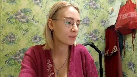 Lola online show from 10-02-25, 07:26
