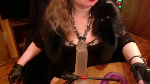miss Tress online show from 12-17-24, 11:38