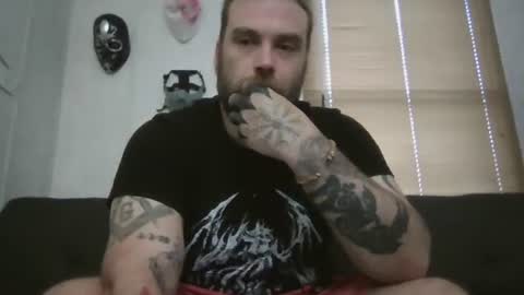 Snapshot of norsirish chatting on 10-21-25, 01:01 norsirish online show from 10-21-25, 01:01