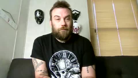 Snapshot of norsirish chatting on 11-05-25, 02:17 norsirish online show from 11-05-25, 02:17