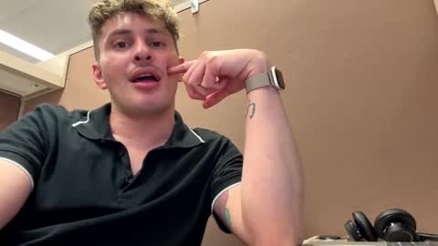 Snapshot of northofsouth_xxx chatting on 04-23-26, 05:48 northofsouth_xxx online show from 04-23-26, 05:48