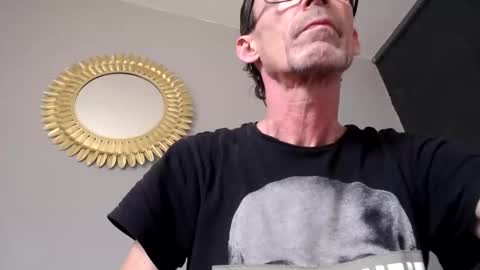 nosaintswhitoutsinners online show from 11-23-25, 10:15