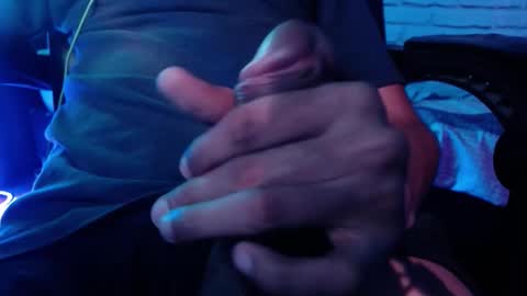 Snapshot of not4work chatting on 03-28-26, 05:40 not4work online show from 03-28-26, 05:40