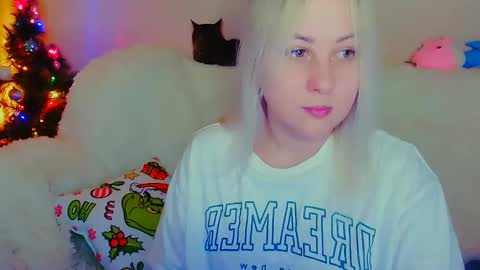 hi glad to chat online show from 12-23-24, 08:47