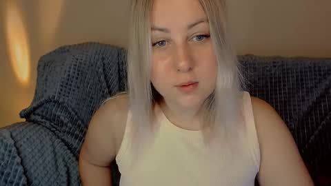 hi glad to chat online show from 09-12-25, 02:55