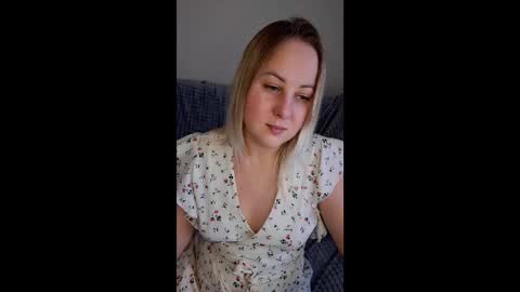 hi glad to chat online show from 10-14-25, 09:21