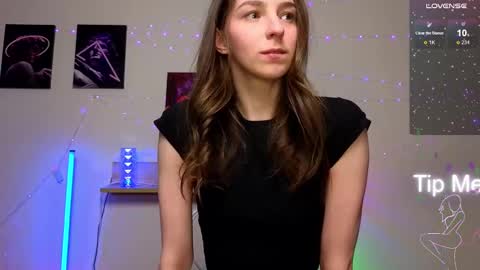 Snapshot of not_yourtoy chatting on 02-10-25, 02:26 Hello My name is Helene NTMU Finger up if u like what u see online show from 02-10-25, 02:26