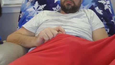 Snapshot of notabot469 chatting on 12-25-24, 07:46 Naked and chillin online show from 12-25-24, 07:46