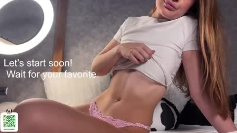 Snapshot of notecarret chatting on 03-12-26, 12:39 notecarret online show from 03-12-26, 12:39