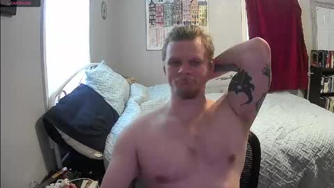 Embarrassed Naked online show from 05-06-26, 06:46