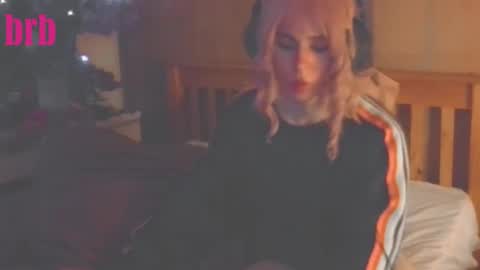 Snapshot of notyourfemboi chatting on 10-17-25, 01:31 Lucy online show from 10-17-25, 01:31