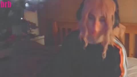 Snapshot of notyourfemboi chatting on 11-01-25, 04:14 Lucy online show from 11-01-25, 04:14