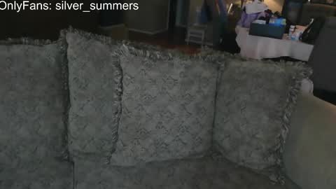 Snapshot of nouveauho3 chatting on 02-26-26, 02:43 Nouveauho3 online show from 02-26-26, 02:43