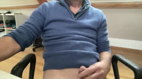 noux69 online show from 10-15-25, 10:37