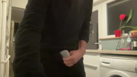 noux69 online show from 11-12-25, 06:30