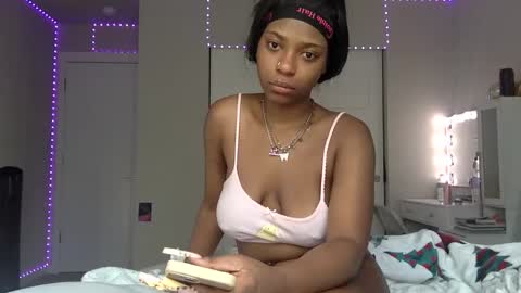 Nova Kash online show from 09-23-25, 05:05