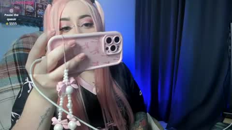 Snapshot of nova_gara chatting on 07-21-26, 02:25 s online show from 07-21-26, 02:25
