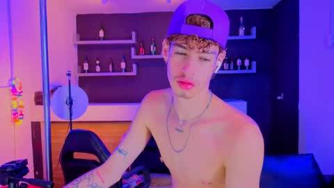 Nova Salvatore online show from 05-08-26, 05:35