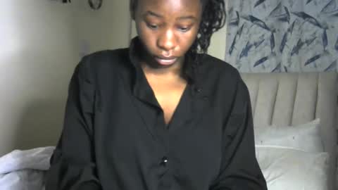 Snapshot of novaah chatting on 11-02-25, 03:20 novaah online show from 11-02-25, 03:20