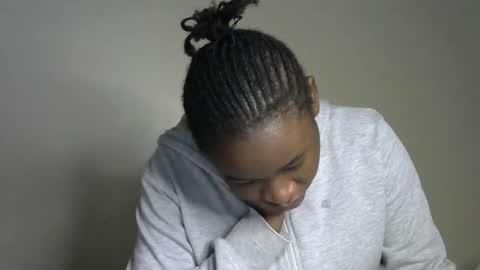 Snapshot of novaah chatting on 12-16-25, 07:57 novaah online show from 12-16-25, 07:57