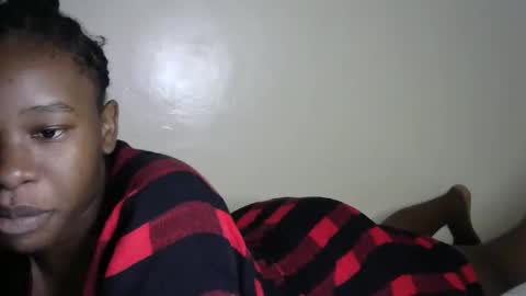 Snapshot of novaah chatting on 04-28-26, 02:27 novaah online show from 04-28-26, 02:27