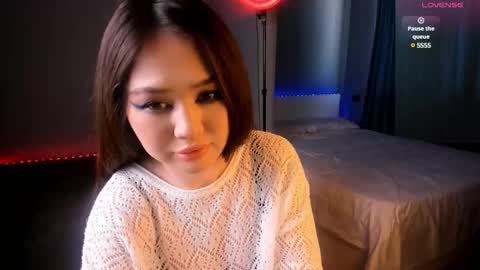 Snapshot of novaaskyy chatting on 01-25-25, 06:23 Nova online show from 01-25-25, 06:23