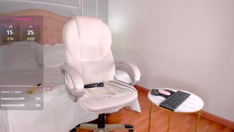 Snapshot of novacyysantos chatting on 01-03-25, 07:39 Andrea online show from 01-03-25, 07:39