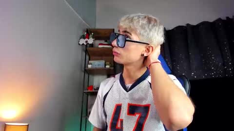 Nova online show from 12-20-25, 06:48