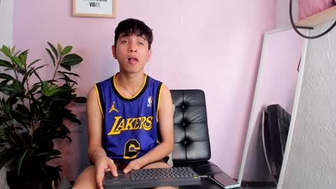 NovayBrian online show from 01-03-25, 11:44