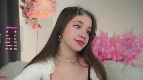 Snapshot of now_you_know chatting on 10-02-25, 01:23 Dina online show from 10-02-25, 01:23