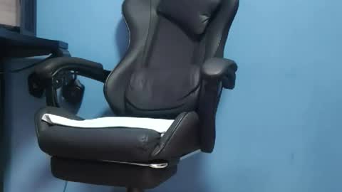 nowandimmediately online show from 03-26-26, 10:10